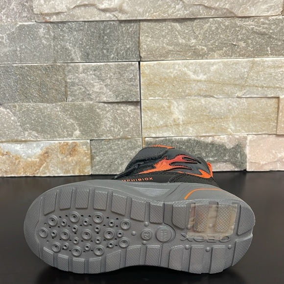 Geox Sveggen ABX Kids Waterproof Light-Up Boot - Picture 11 of 11